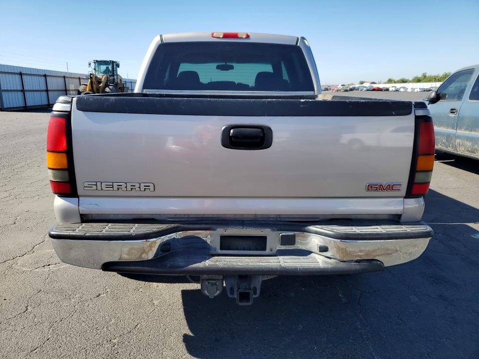 59739916 :رقم المزاد ، 2GTEC13TX51158060 vin ، 2005 Gmc New Sierra مزاد بيع