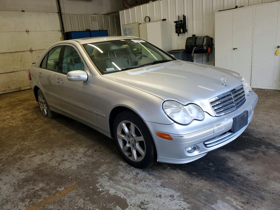 2007 Mercedes-benz C მანქანა იყიდება აუქციონზე, vin: WDBRF92H67F850640, აუქციონის ნომერი: 77249085