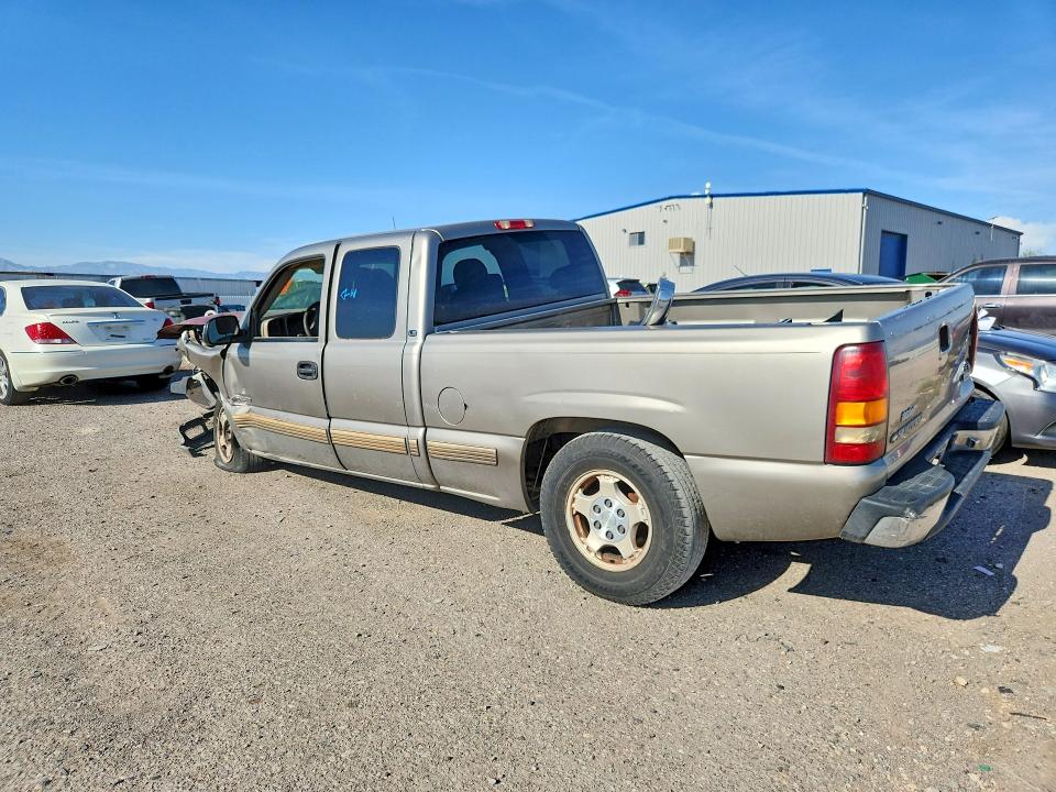 63336466 :رقم المزاد ، 2GCEC19V411307825 vin ، 2001 Chevrolet Silverado مزاد بيع