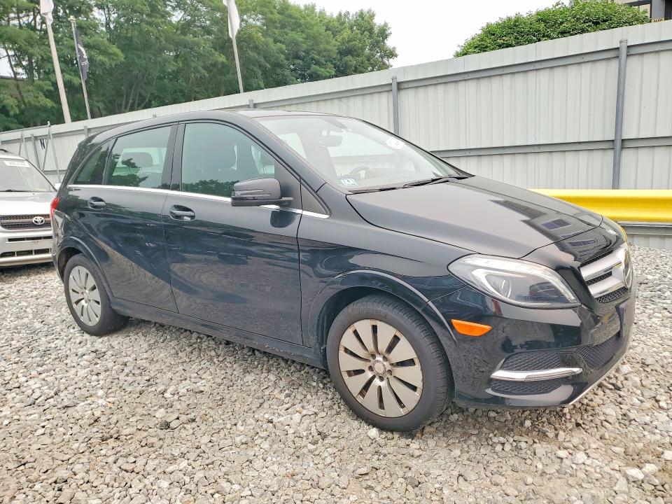 61242046 :رقم المزاد ، WDDVP9AB8EJ003984 vin ، 2014 Mercedes-benz B مزاد بيع