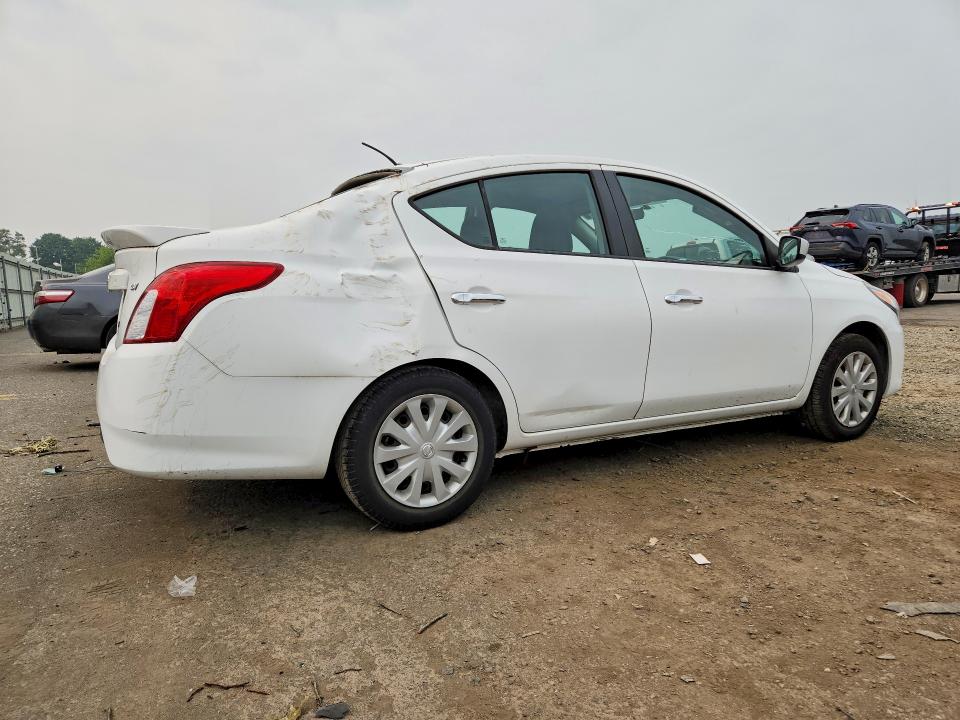 Auction sale of the 2017 Nissan Versa, vin: 3N1CN7AP0HK456008, lot number: 61198816