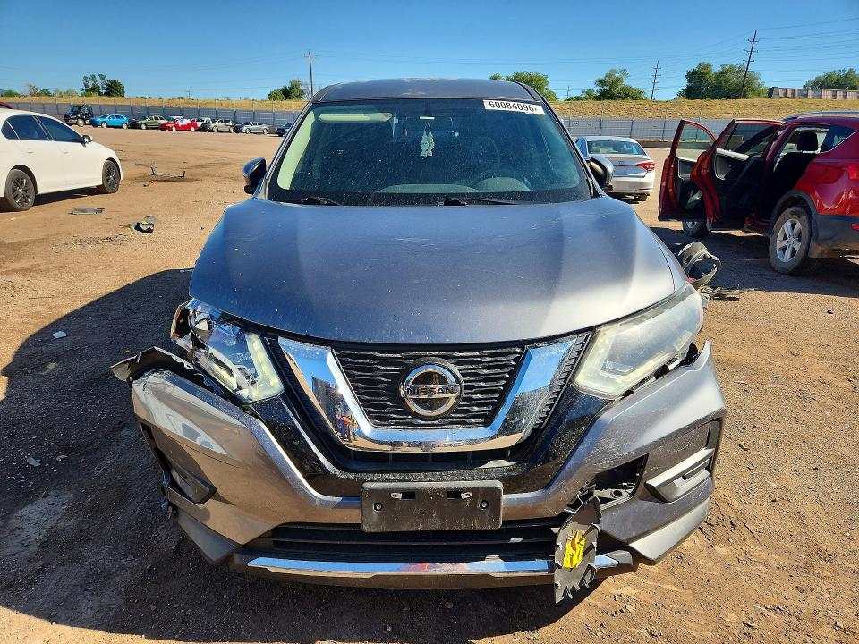 2018 Nissan Rogue მანქანა იყიდება აუქციონზე, vin: KNMAT2MVXJP557875, აუქციონის ნომერი: 60084096