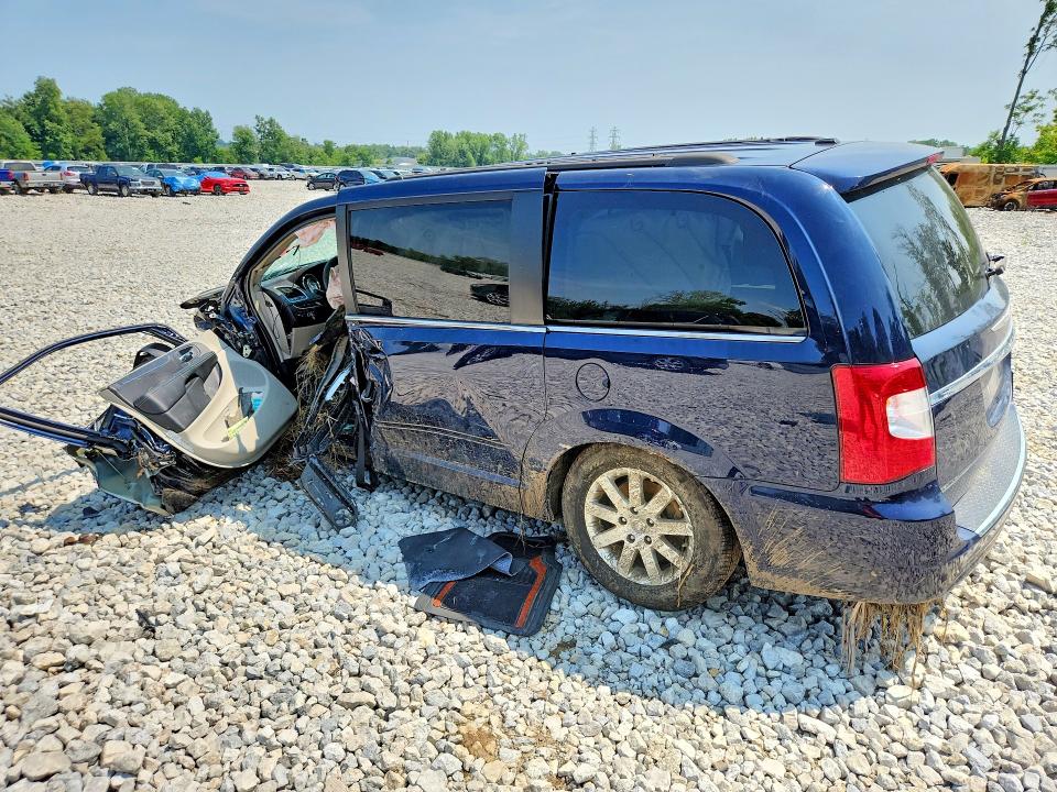 2014 Chrysler Town & Country მანქანა იყიდება აუქციონზე, vin: 2C4RC1BG9ER408525, აუქციონის ნომერი: 60976616