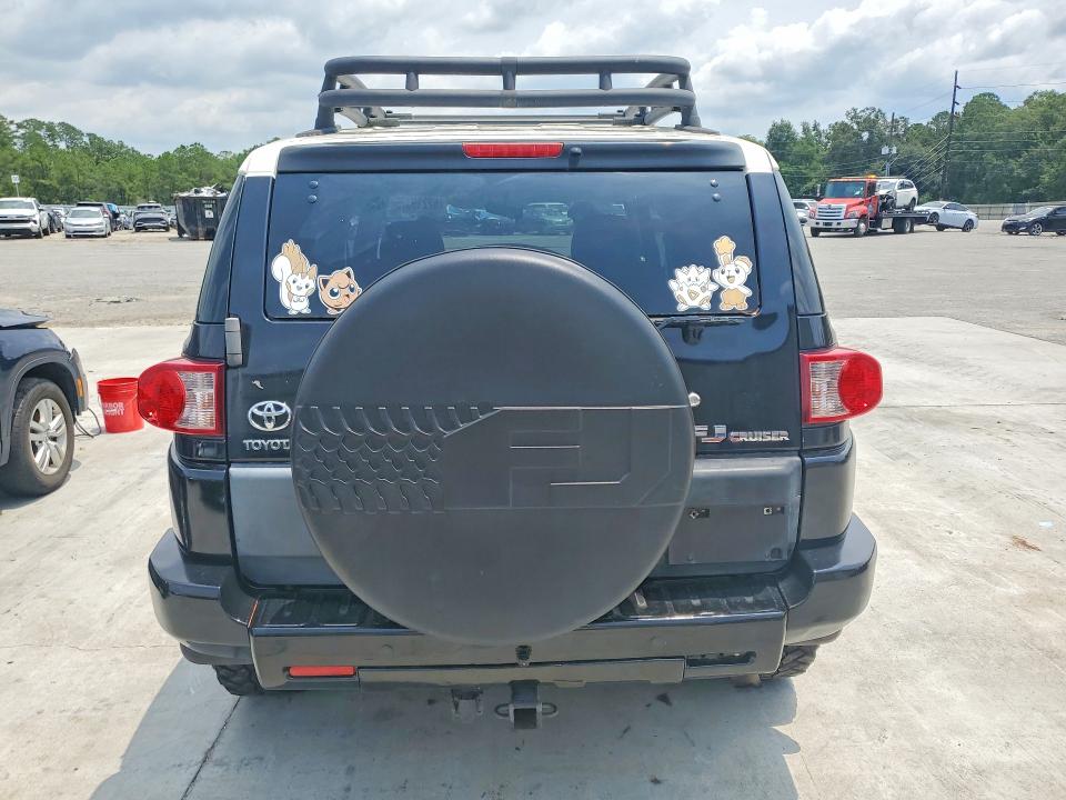 Auction sale of the 2008 Toyota Fj Cruiser, vin: JTEZU11F08K002928, lot number: 62219376