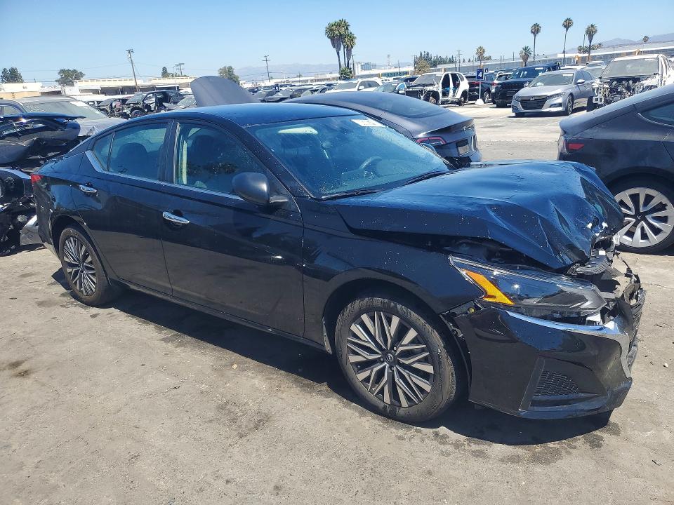 2025 Nissan Altima მანქანა იყიდება აუქციონზე, vin: 1N4BL4DW9SN430675, აუქციონის ნომერი: 60385796