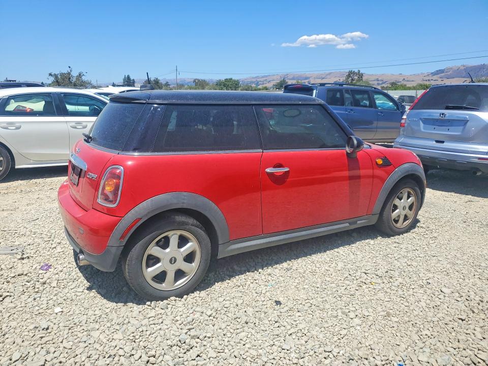 Продажа на аукционе авто 2008 Mini Cooper, vin: WMWMF33588TT59953, номер лота: 61213996