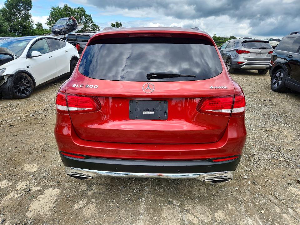 63115056 :رقم المزاد ، WDC0G4KB7GF061767 vin ، 2016 Mercedes-benz Glc مزاد بيع