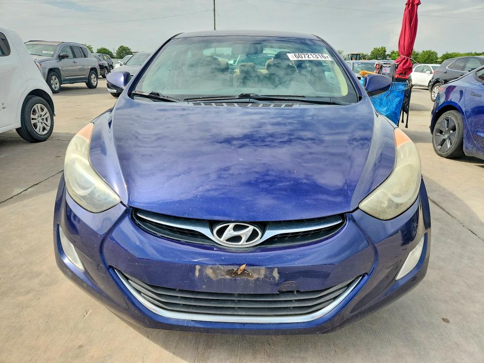 60721316 :رقم المزاد ، 5NPDH4AE4DH263676 vin ، 2013 Hyundai Elantra مزاد بيع