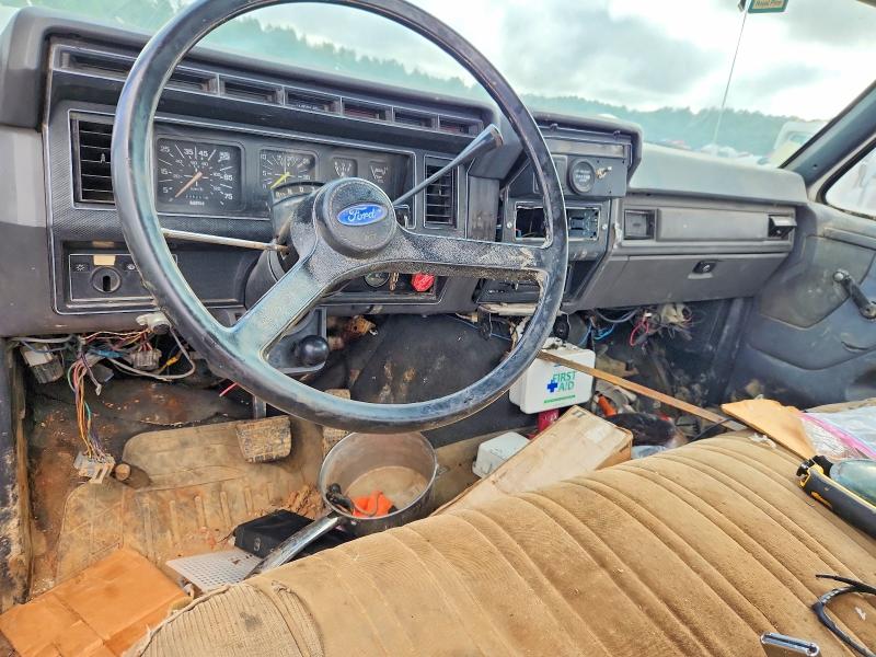 60092676 :رقم المزاد ، 1FDXK74C4PVA29497 vin ، 1993 Ford F700 مزاد بيع