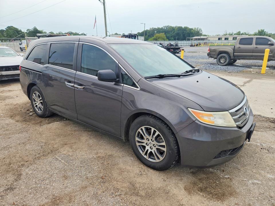62625656 :رقم المزاد ، 5FNRL5H48DB072719 vin ، 2013 Honda Odyssey مزاد بيع