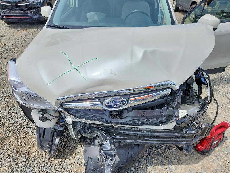 61530066 :رقم المزاد ، JF2SJADC8FH424909 vin ، 2015 Subaru Forester مزاد بيع