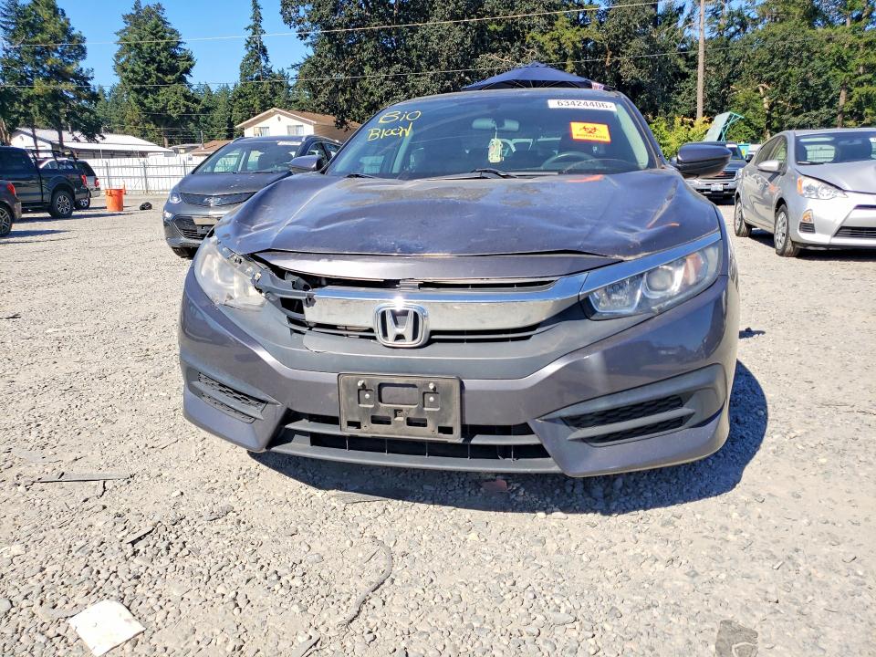 63424406 :رقم المزاد ، 2HGFC2F51HH535024 vin ، 2017 Honda Civic مزاد بيع