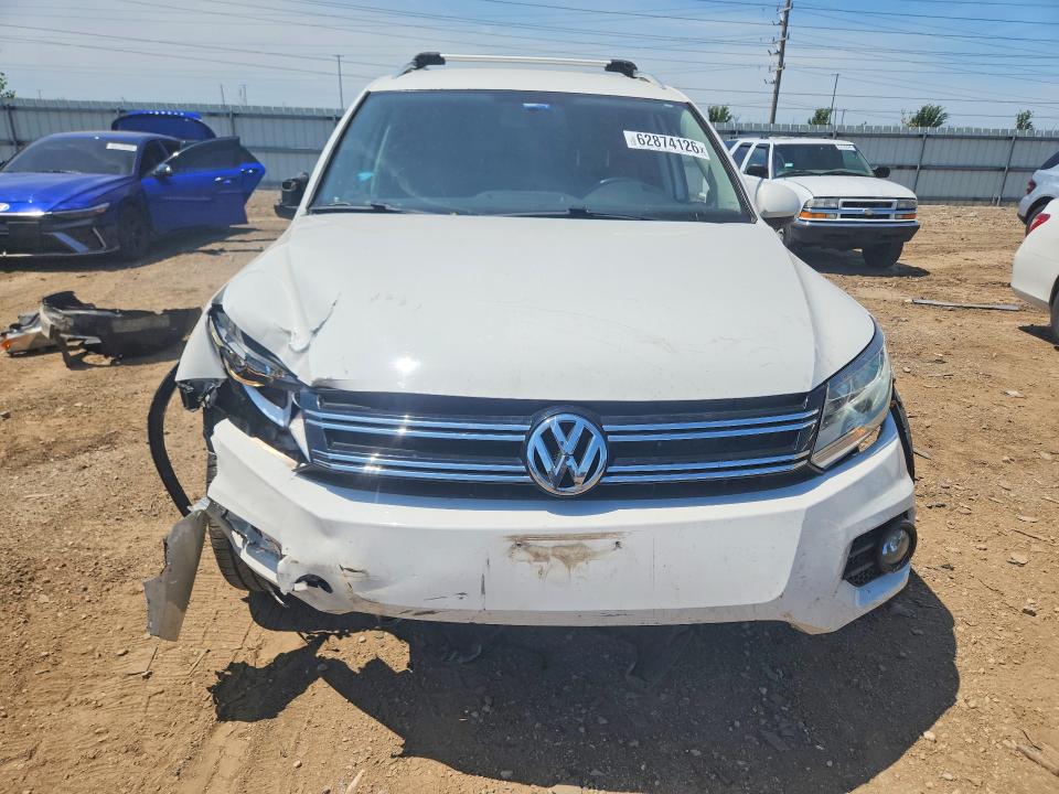 2014 Volkswagen Tiguan მანქანა იყიდება აუქციონზე, vin: WVGBV3AX5EW526812, აუქციონის ნომერი: 62874126