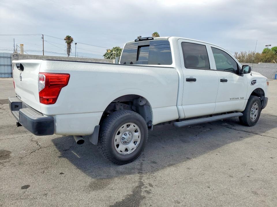 Продажа на аукционе авто 2017 Nissan Titan Xd, vin: 1N6BA1F11HN512017, номер лота: 60890356