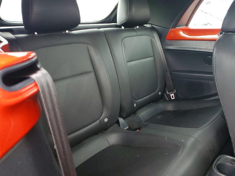 Продаж на аукціоні авто 2018 Volkswagen Beetle, vin: 3VW5DAAT6JM502368, номер лоту: 63292826