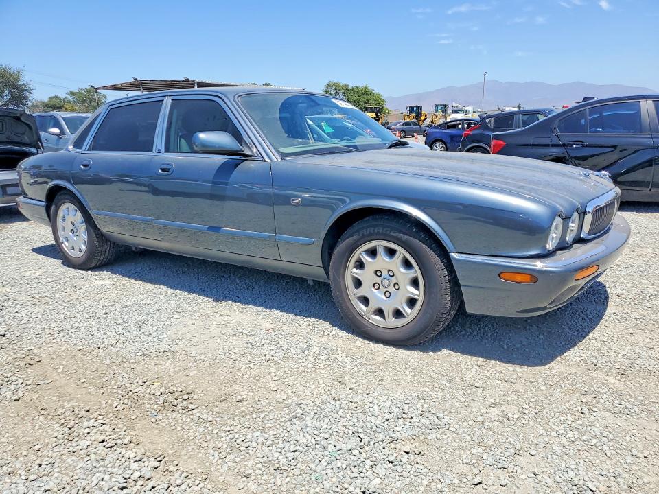 Продажа на аукционе авто 2000 Jaguar Xj8, vin: SAJDA14C7YLF16671, номер лота: 59744476