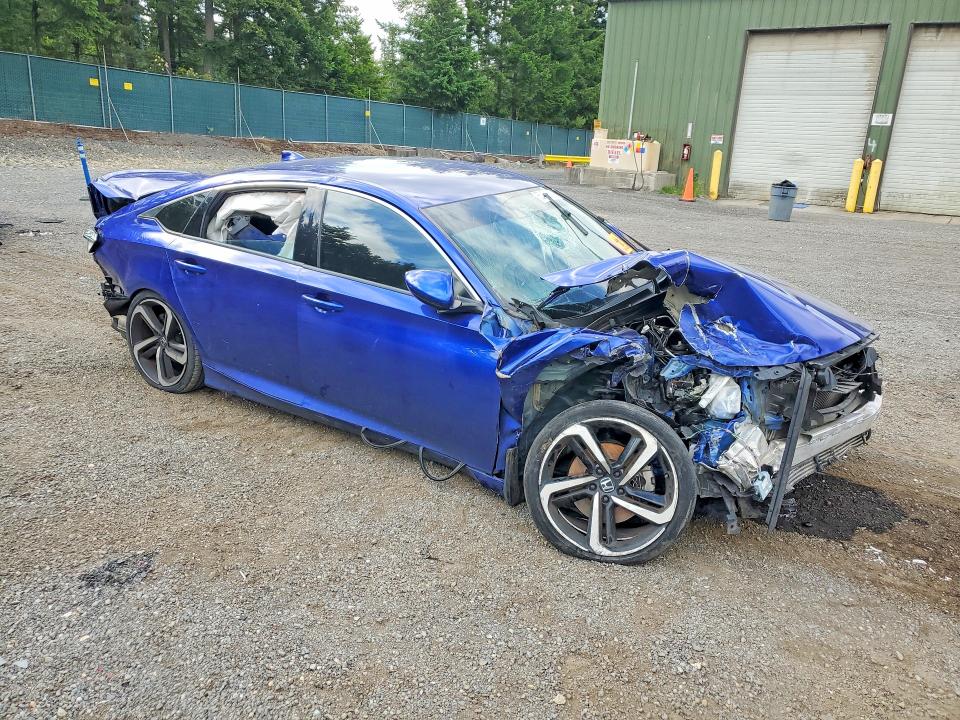 85456645 :رقم المزاد ، 1HGCV1F30JA151701 vin ، 2018 Honda Accord مزاد بيع