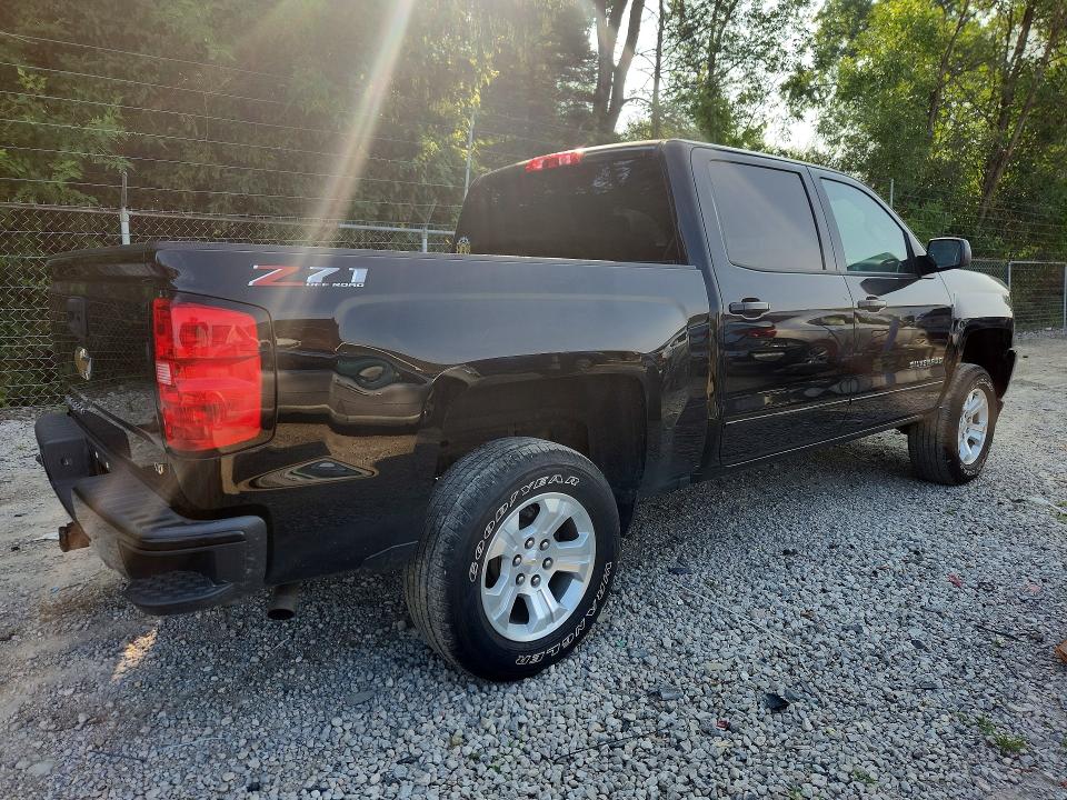 Продажа на аукционе авто 2018 Chevrolet Silverado, vin: 3GCUKREC0JG300816, номер лота: 60916126