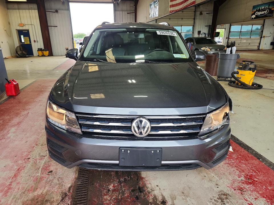 2021 Volkswagen Tiguan მანქანა იყიდება აუქციონზე, vin: 3VV2B7AX2MM095978, აუქციონის ნომერი: 59635536