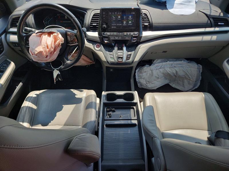 61021616 :رقم المزاد ، 5FNRL6H79JB066813 vin ، 2018 Honda Odyssey مزاد بيع