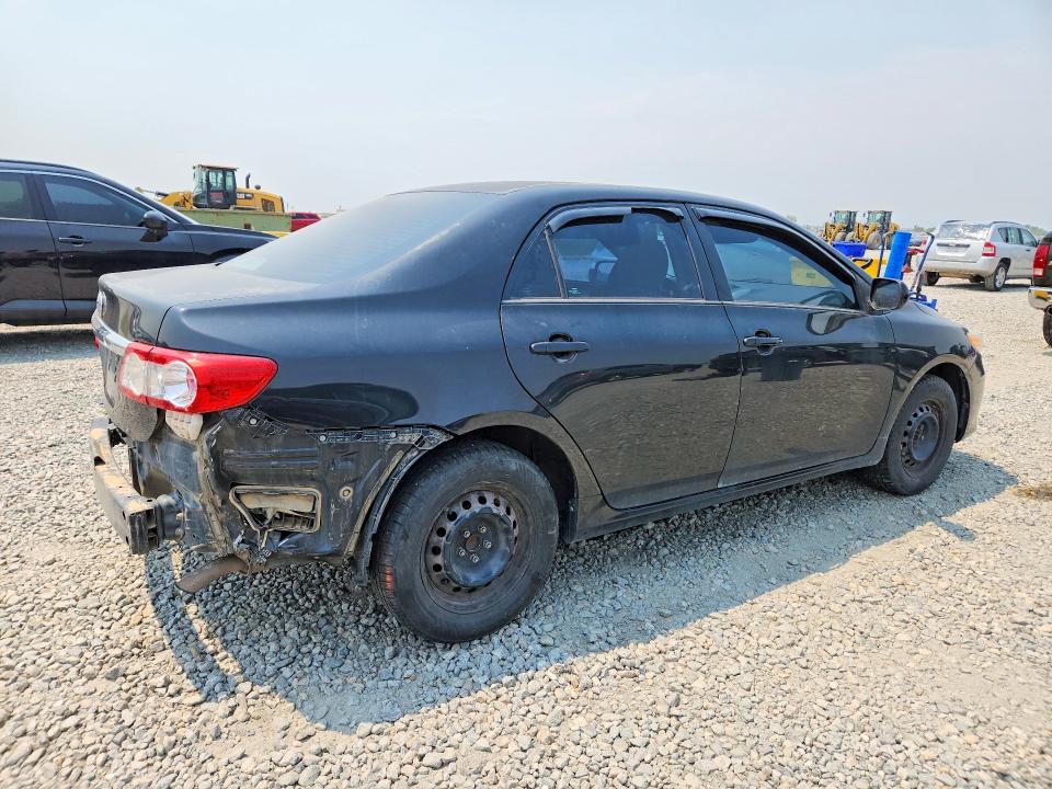 59303986 :رقم المزاد ، 5YFBU4EE9DP191325 vin ، 2013 Toyota Corolla مزاد بيع