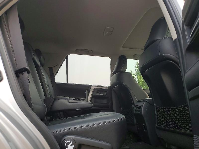 Продажа на аукционе авто 2018 Toyota 4runner, vin: JTEBU5JR3J5529014, номер лота: 61014406