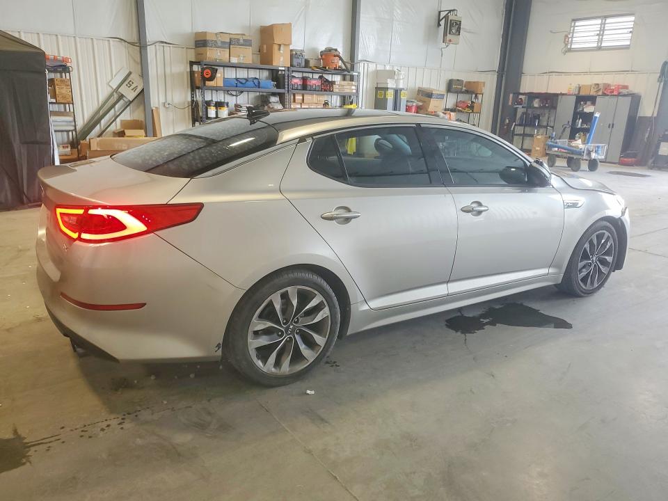 2015 Kia Optima მანქანა იყიდება აუქციონზე, vin: 5XXGR4A67FG476204, აუქციონის ნომერი: 61667746