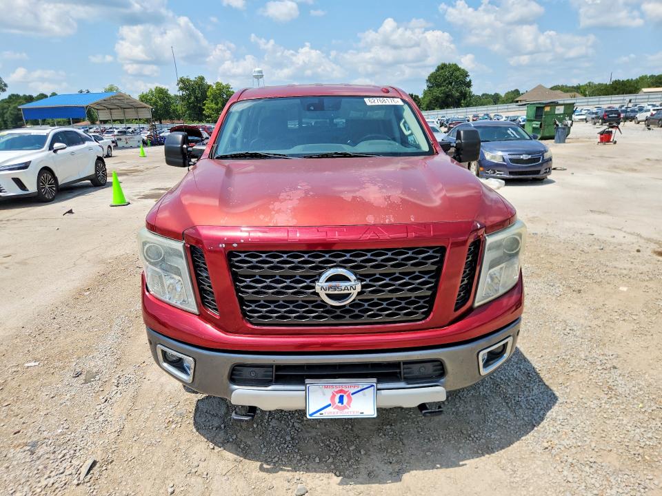 62768176 :رقم المزاد ، 1N6AA1F46GN507478 vin ، 2016 Nissan Titan Xd مزاد بيع