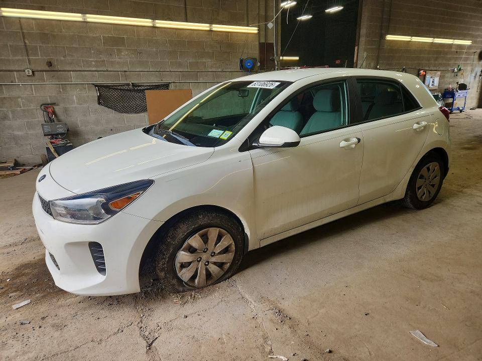 Auction sale of the 2018 Kia Rio 5-door, vin: 3KPA25AB2JE092068, lot number: 63106926