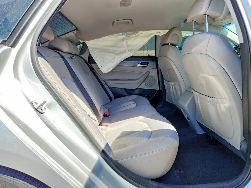 2016 Hyundai Sonata Hybrid მანქანა იყიდება აუქციონზე, vin: KMHE24L14GA040352, აუქციონის ნომერი: 62678296