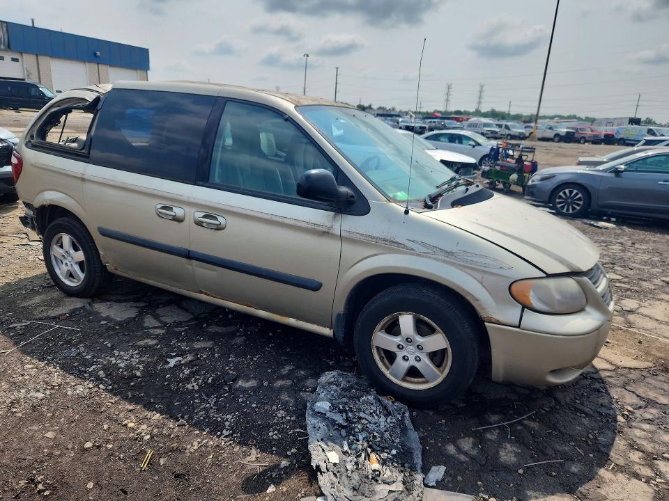 2005 Dodge Caravan მანქანა იყიდება აუქციონზე, vin: 1D4GP45R75B182366, აუქციონის ნომერი: 62904756