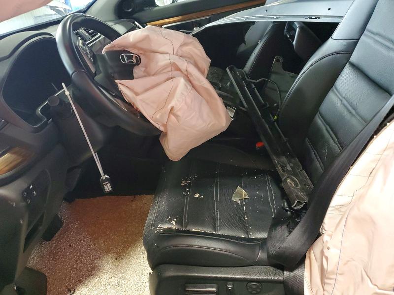 63350596 :رقم المزاد ، 7FARW2H96JE016585 vin ، 2018 Honda Cr-v مزاد بيع