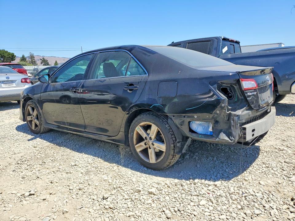 60615986 :رقم المزاد ، 4T1BF1FK4DU698709 vin ، 2013 Toyota Camry مزاد بيع
