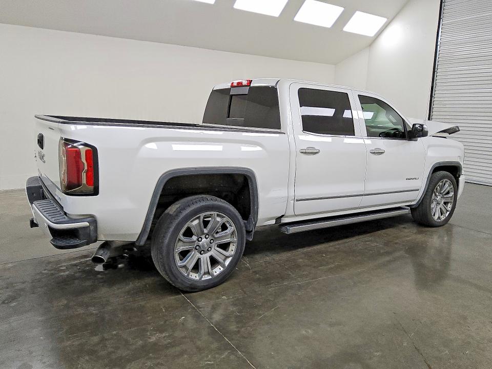61896606 :رقم المزاد ، 3GTU2PEJ5JG597181 vin ، 2018 Gmc Sierra مزاد بيع
