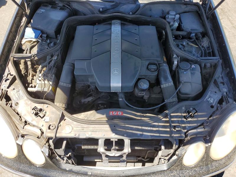 61520956 :رقم المزاد ، WDBUF65J25A660996 vin ، 2005 Mercedes-benz E مزاد بيع