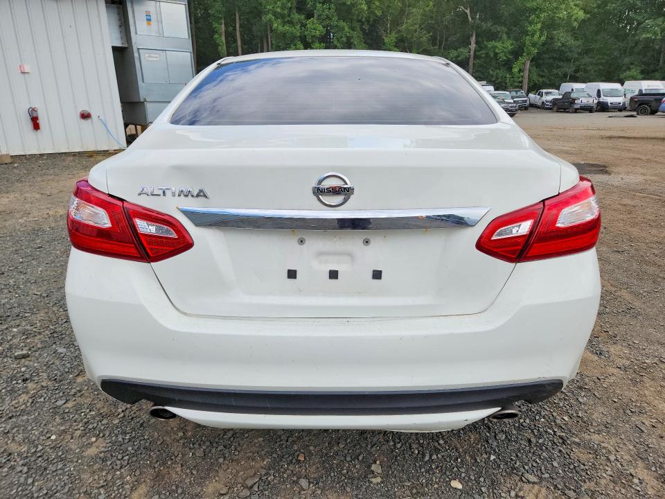 2017 Nissan Altima მანქანა იყიდება აუქციონზე, vin: 1N4AL3AP4HN325389, აუქციონის ნომერი: 61554896