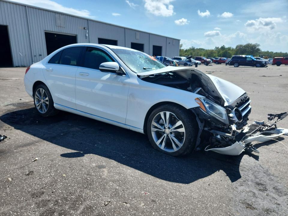 Aukcja sprzedaży 2016 Mercedes-benz C, vin: 55SWF4JB0GU120164, numer aukcji: 61821326