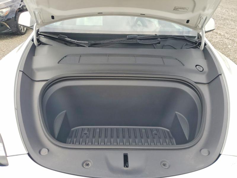 62296246 :رقم المزاد ، 7SAYGDEE7PA108282 vin ، 2023 Tesla Model Y مزاد بيع