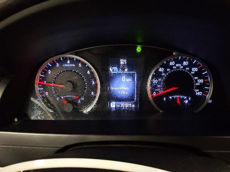 61056836 :رقم المزاد ، 4T1BF1FK6FU043597 vin ، 2015 Toyota Camry مزاد بيع