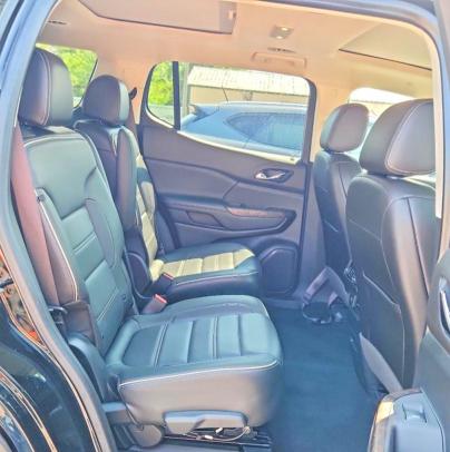 61882506 :رقم المزاد ، 1GKKNXLS4LZ122784 vin ، 2020 Gmc Acadia مزاد بيع