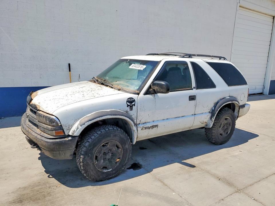 63433516 :رقم المزاد ، 1GNCT18WX1K163836 vin ، 2001 Chevrolet Blazer مزاد بيع