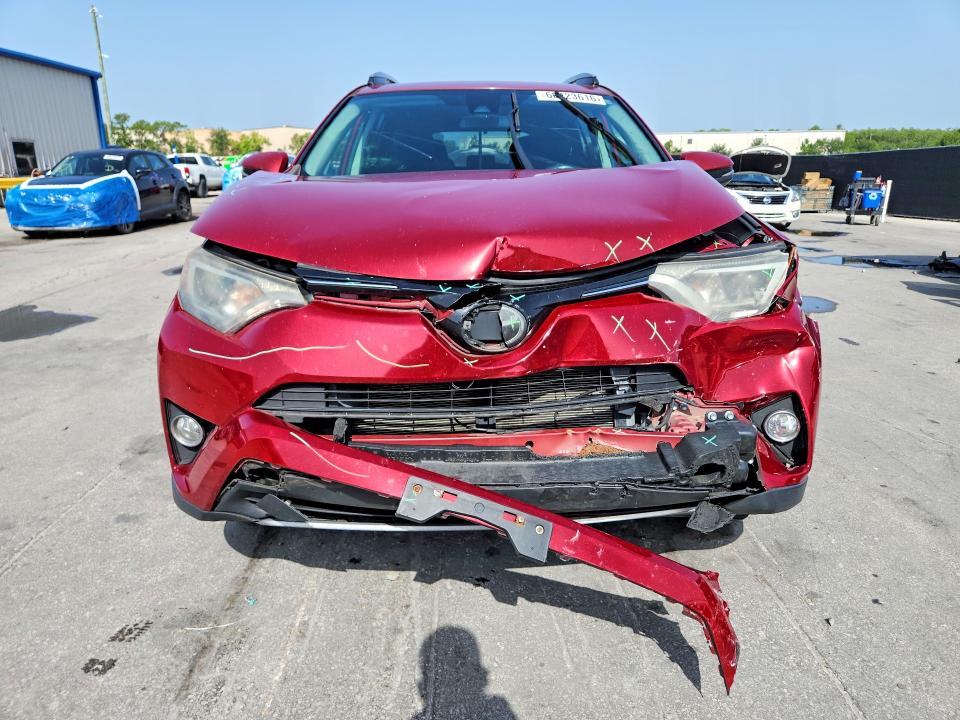 Продаж на аукціоні авто 2018 Toyota Rav4, vin: 2T3RFREV8JW789364, номер лоту: 60423616
