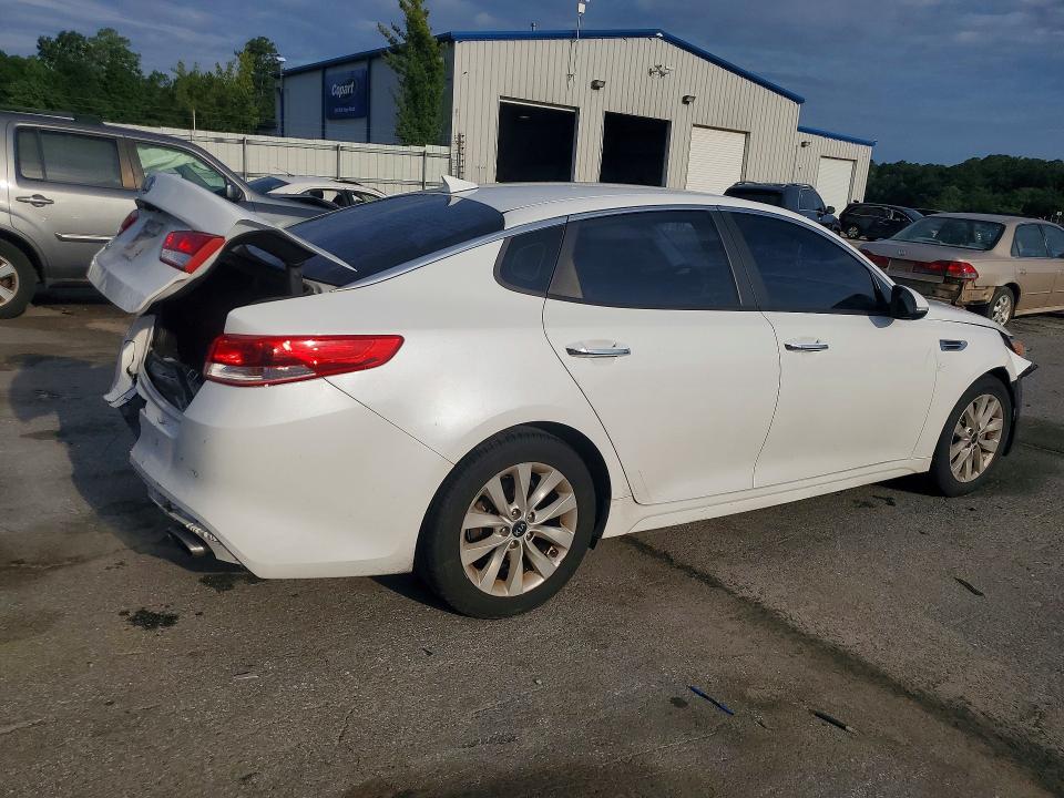 Aukcja sprzedaży 2018 Kia Optima, vin: 5XXGT4L33JG261836, numer aukcji: 60920606