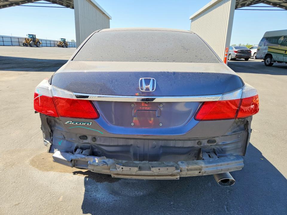 62275336 :رقم المزاد ، 1HGCR2F37FA141622 vin ، 2015 Honda Accord مزاد بيع