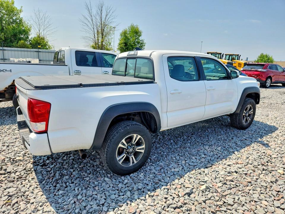 61581716 :رقم المزاد ، 3TMCZ5AN2GM005993 vin ، 2016 Toyota Tacoma مزاد بيع