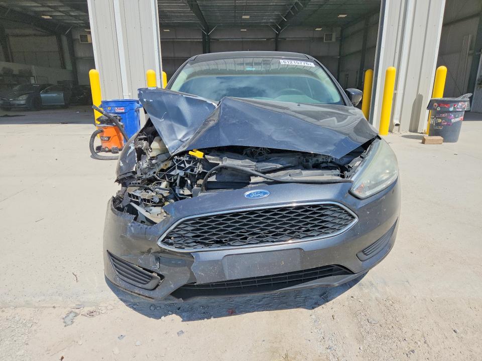 Продаж на аукціоні авто 2017 Ford Focus, vin: 1FADP3F24HL266869, номер лоту: 61215776