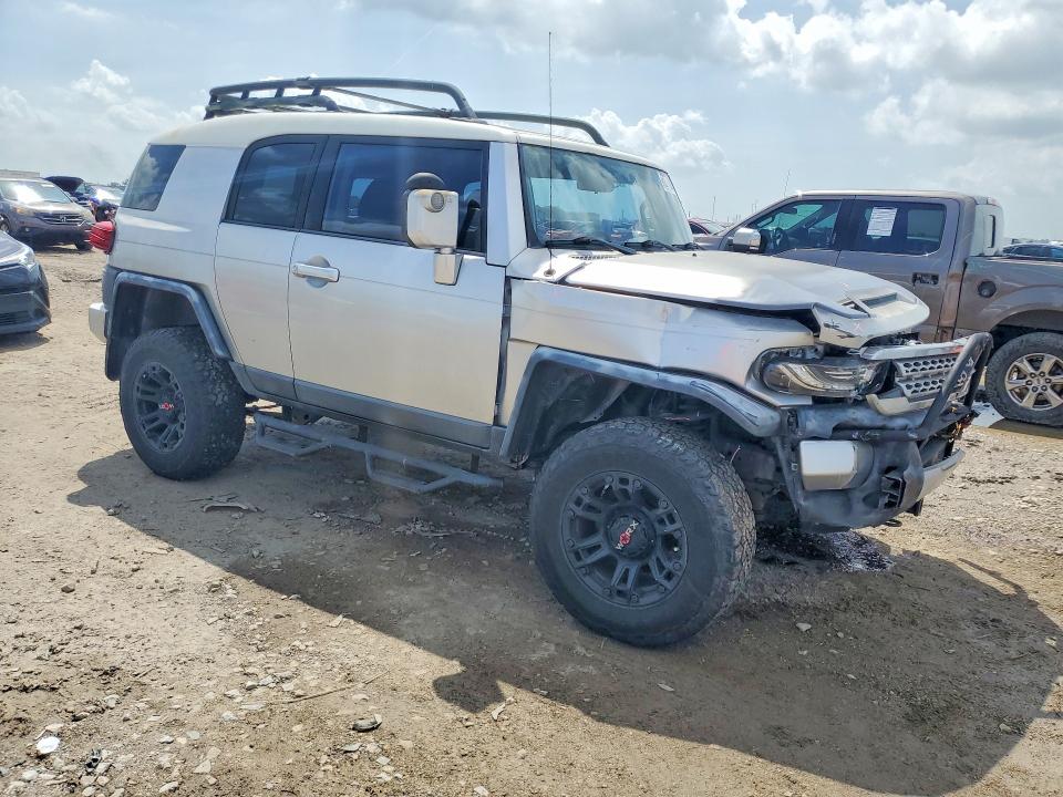 62778836 :رقم المزاد ، JTEBU11F370050077 vin ، 2007 Toyota Fj Cruiser مزاد بيع