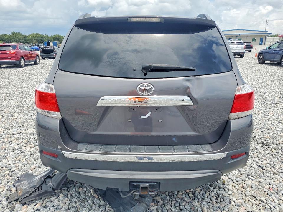 2013 Toyota Highlander მანქანა იყიდება აუქციონზე, vin: 5TDZK3EH3DS111226, აუქციონის ნომერი: 62632646