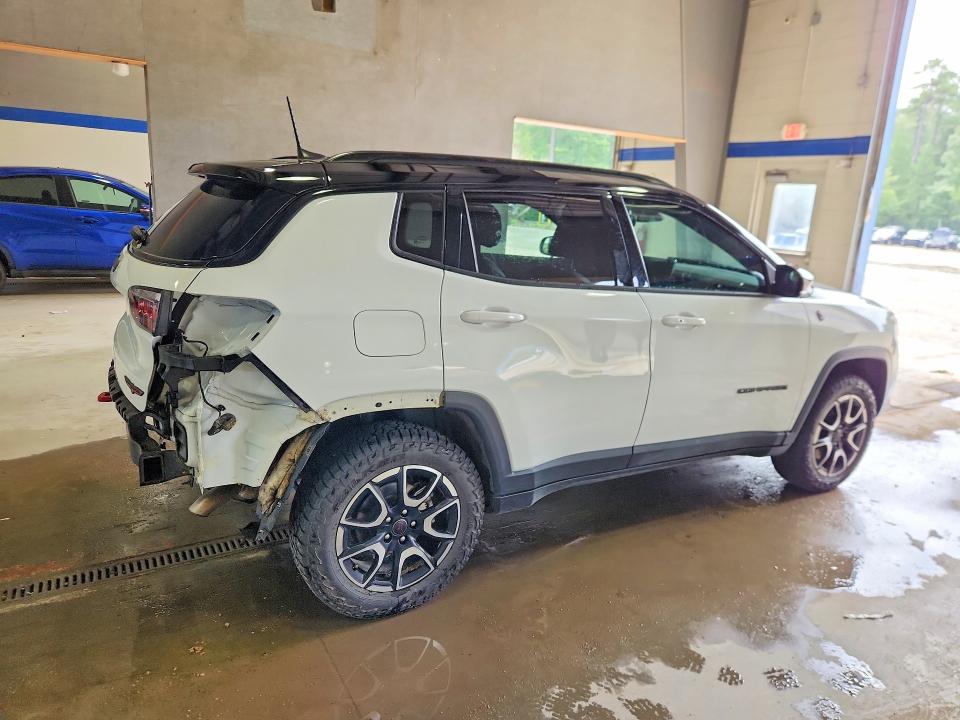 61674166 :رقم المزاد ، 3C4NJDDN5ST584191 vin ، 2025 Jeep Compass مزاد بيع