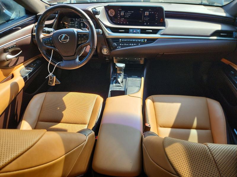 60765106 :رقم المزاد ، 58ADZ1B15LU078844 vin ، 2020 Lexus Es مزاد بيع